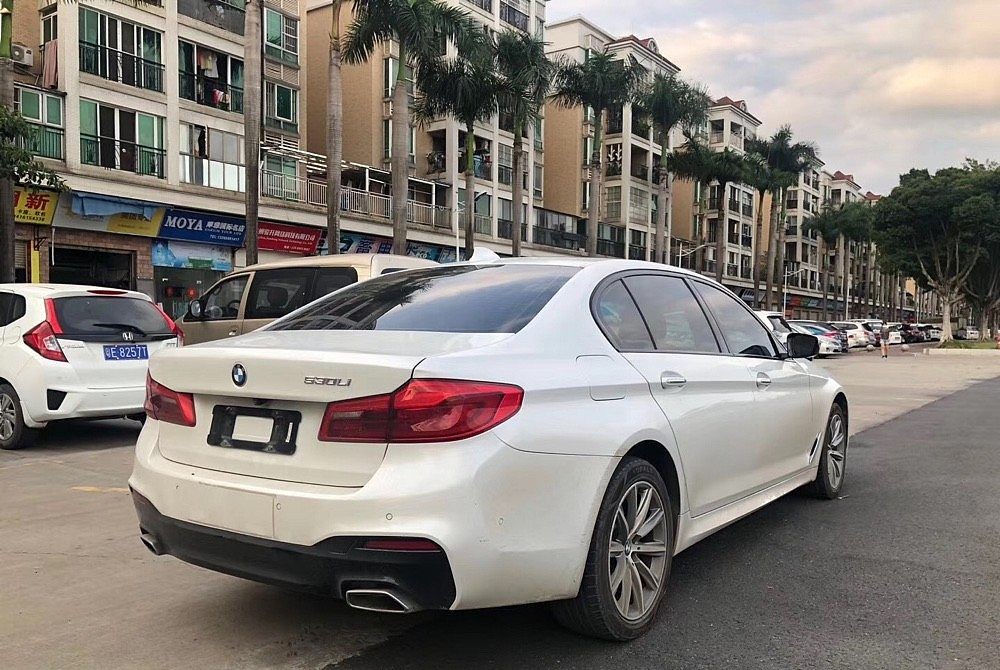 宝马5系 2018款改款 530li xdrive m运动套装