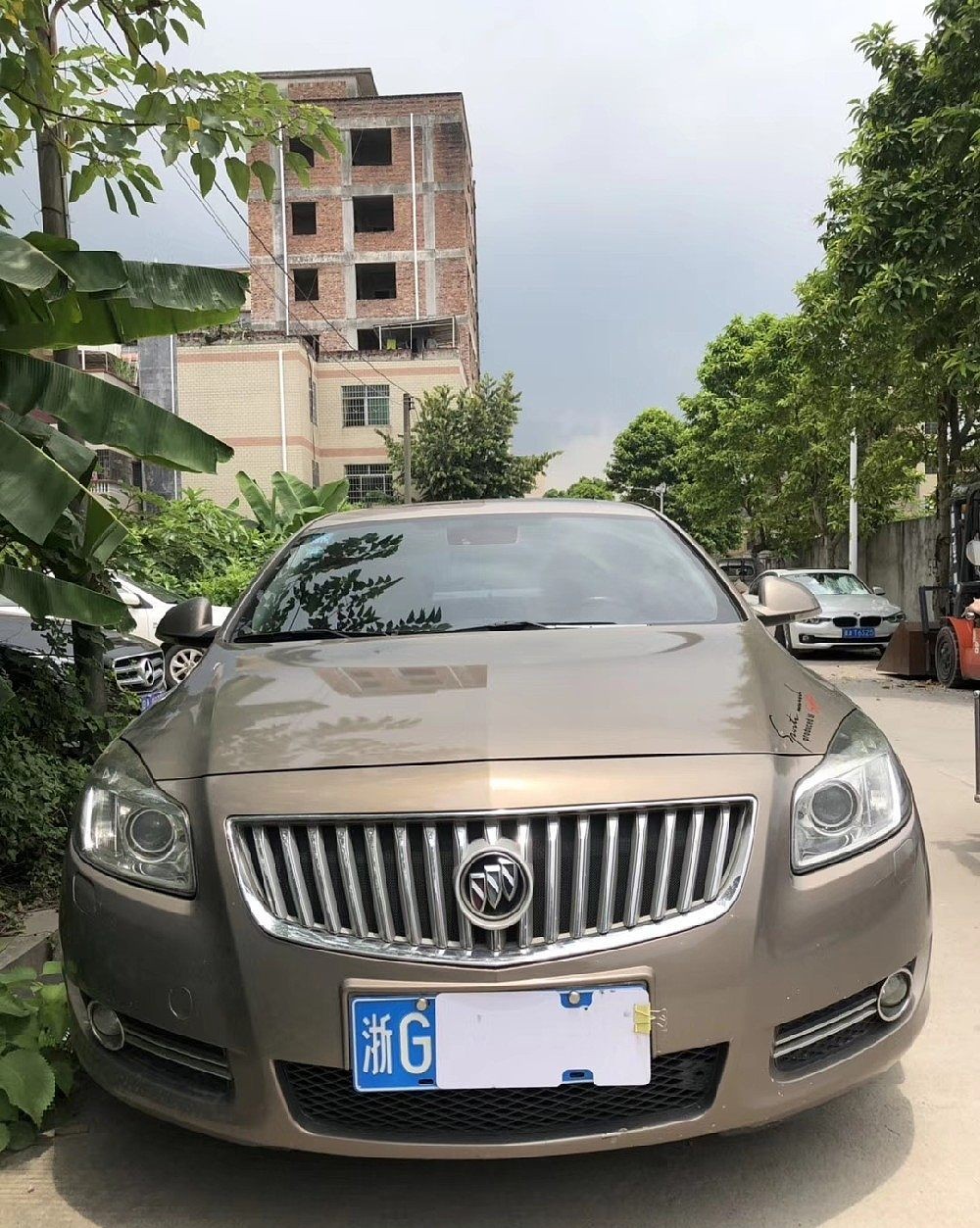 大图展示到期处理,09年别克君威 2.