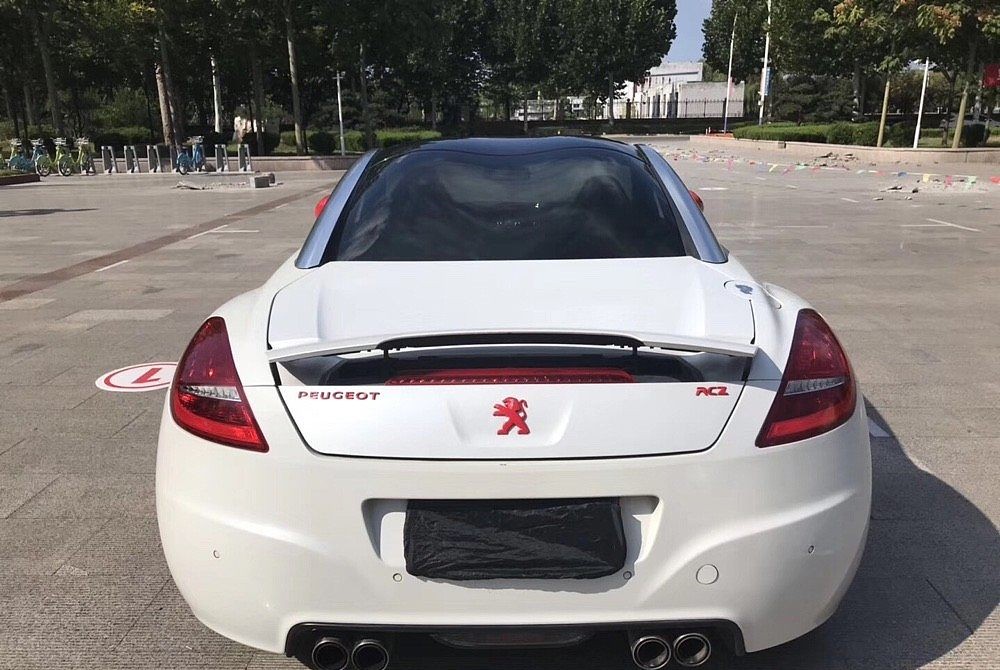 标致RCZ(进口) 2011 款 1.6T 自动 豪华优雅型