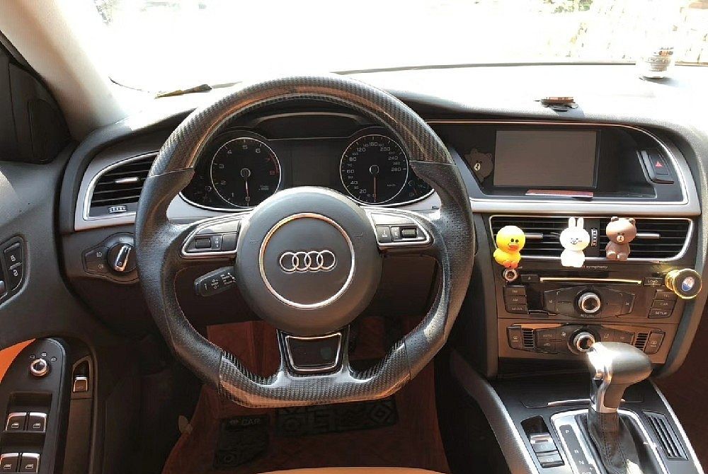 奥迪A4L 2013 款35 TFSI 自动 标准型