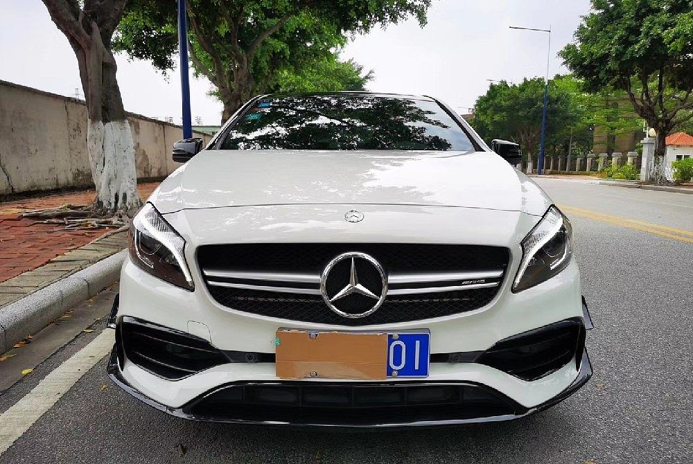 奔驰A级AMG 2017款A 45 4MATIC