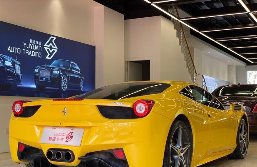 【南京】2013年9月 法拉利 458  2011款 4.5L Italia 自动档