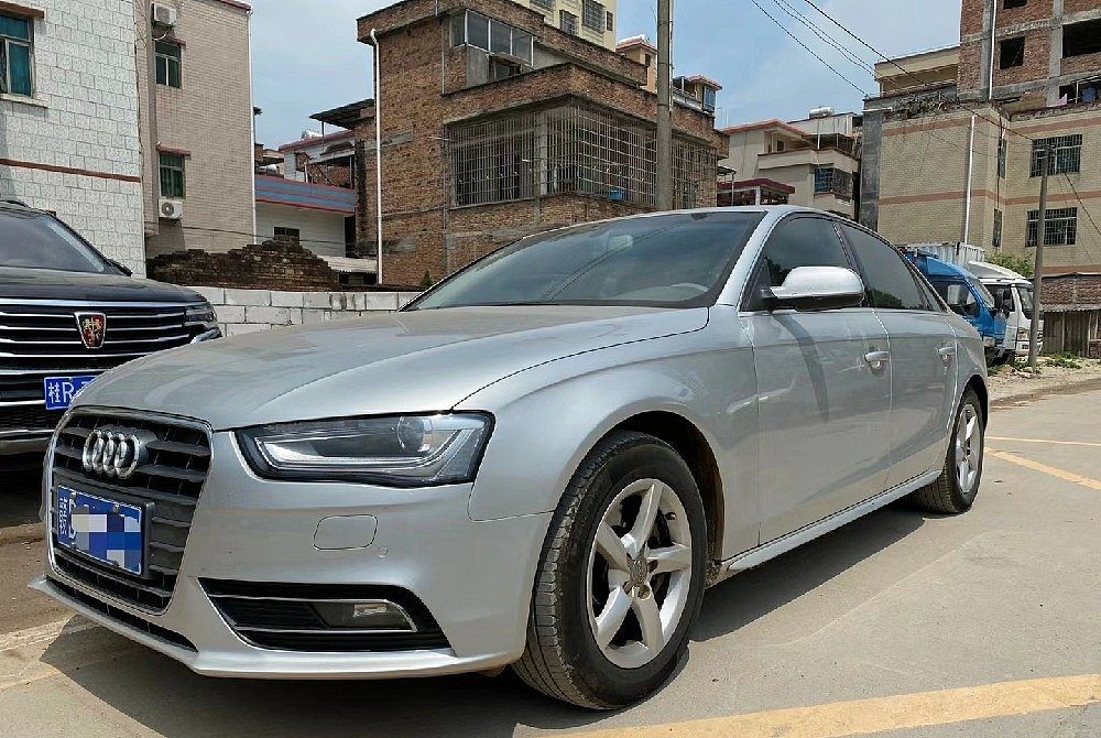 奥迪A4(进口) 2013款 40TFSI allroad quattro 舒适型