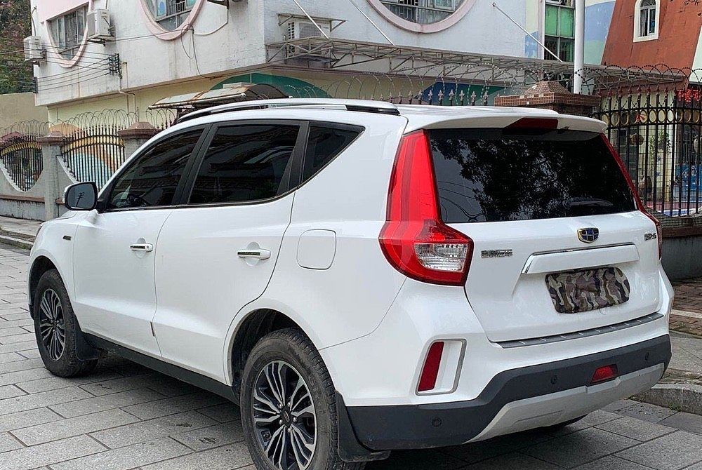 吉利远景SUV 2016款1.3T CVT 豪华版