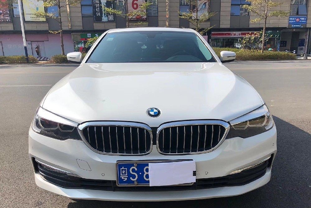 宝马5系(进口) 2017款528i xDrive M运动旅行版