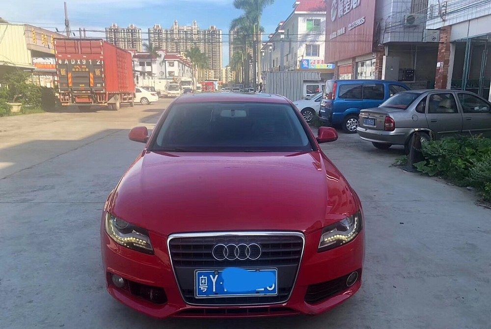 奥迪A4L 2012 款2.0 TFSI(132kW) 技术型