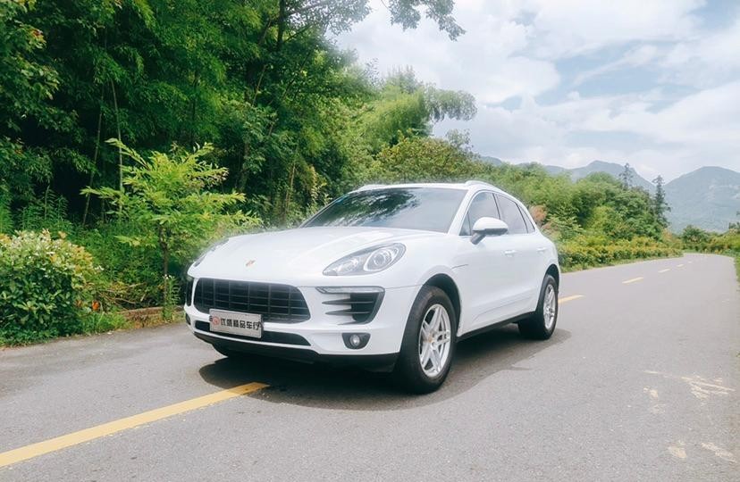 【金华】2018年1月 保时捷 Macan  2016款 Macan 2.0T 自动档