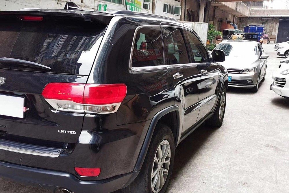 Jeep 大切诺基(进口) 2014 款 3.0L 旗舰尊悦版