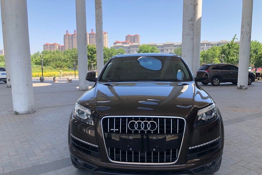 奥迪Q7(进口) 2014 款35 TDI quattro 运动型