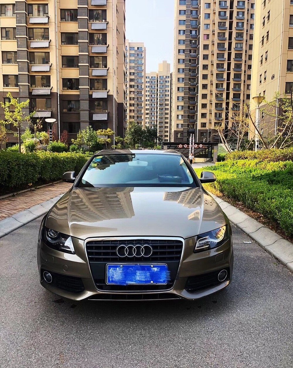 奥迪A4L 2012 款2.0 TFSI(132kW) 豪华型