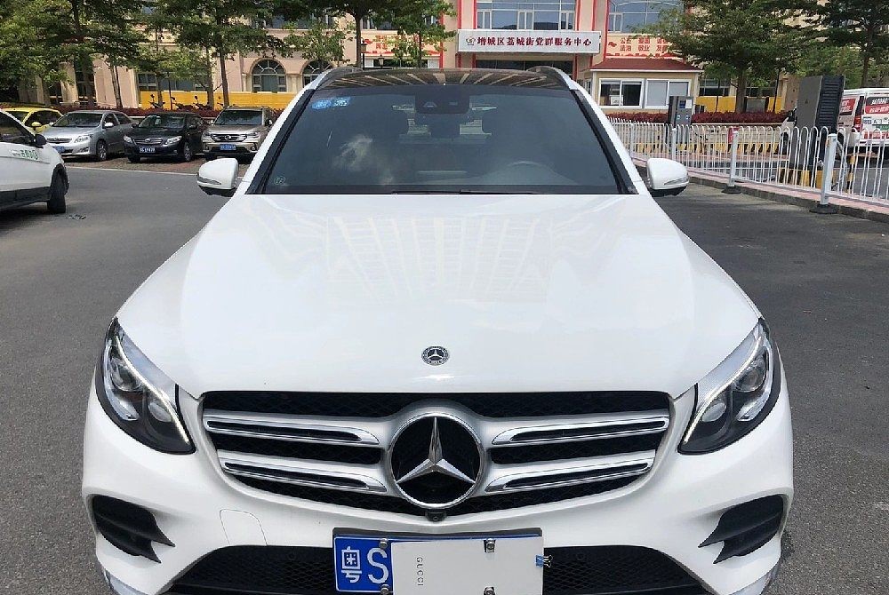 奔驰GLC级 2017款GLC 300 4MATIC 动感版