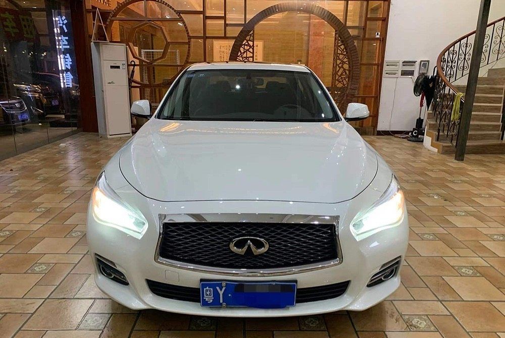 英菲尼迪Q50L 2016 款2.0T 豪华运动版