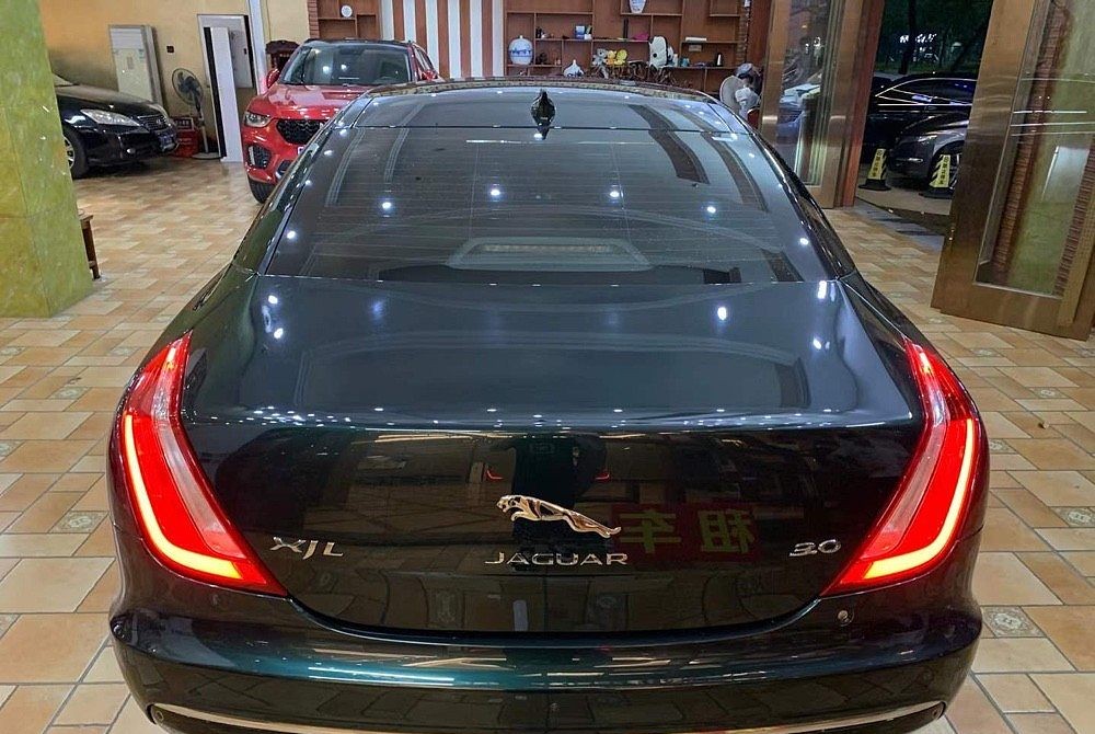 捷豹XJ 2018款XJL 3.0SC 手自一体 两驱 全景商务版