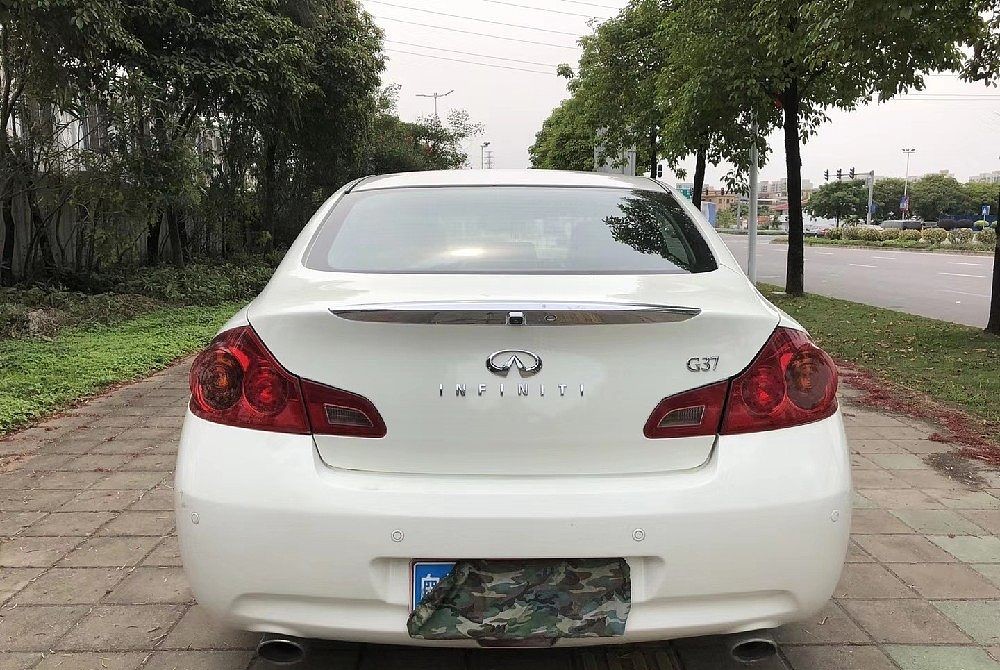 英菲尼迪G 2010 款25 Sedan 运动版