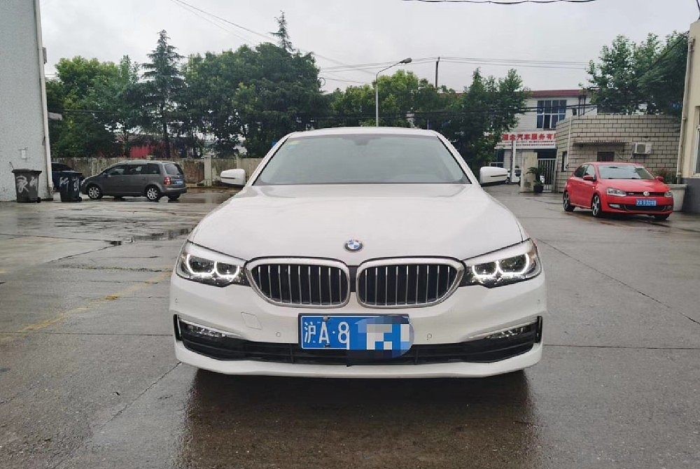 宝马5系 2017款528Li xDrive 豪华设计套装