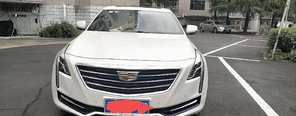 凯迪拉克CT6 2017款 28T 两驱 铂金版