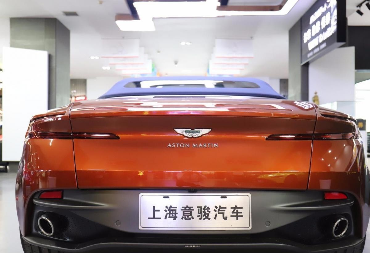 【上海】未上牌 阿斯顿·马丁 阿斯顿・马丁DB11  2020款 4.0T V8 Volante 自动档
