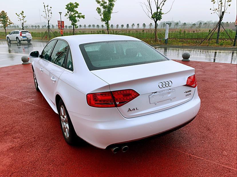 【金华】2011年6月奥迪 奥迪A4L  2011款 2.0 TFSI 舒适型自动档